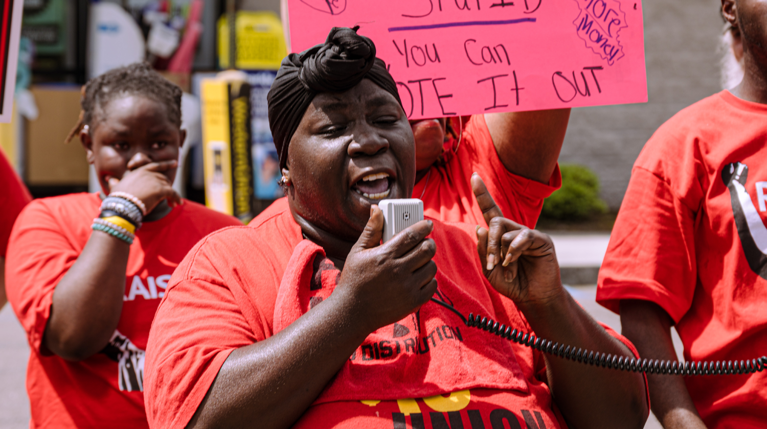 Tara Thompson — USSW leader on the picket line.